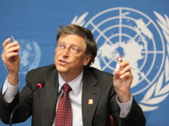 Gates otočil: Klimatické zmeny ľudstvo nevyhubia