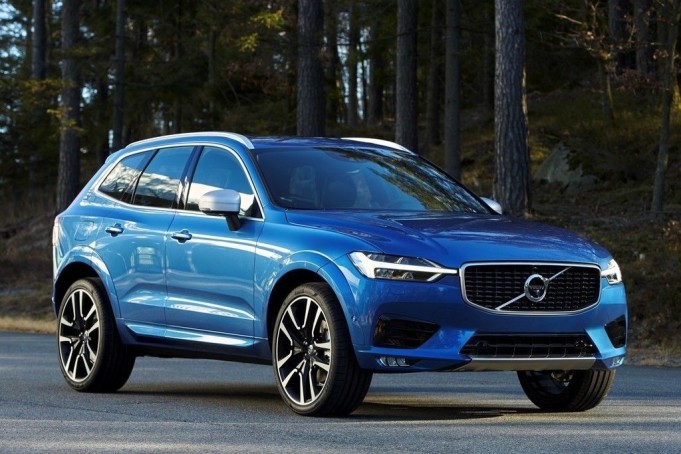 Ak hrozí havária, nové Volvo XC60 zasiahne do riadenia
