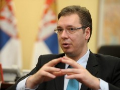Vučič odovzdal prezidentské právomoci šéfke parlamentu Brnabičovej