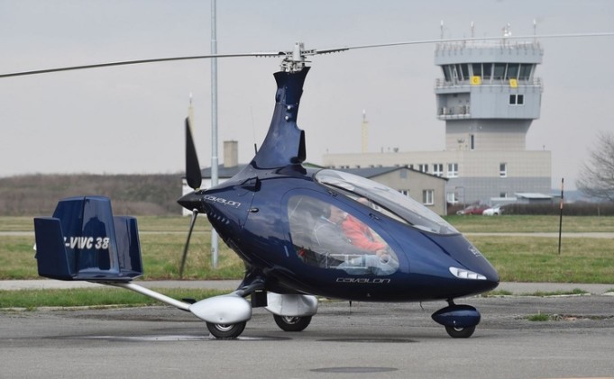 Po českých cestách jazdí prvé lietajúce auto