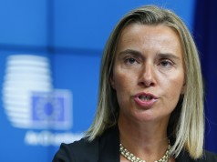 Ďalší korupčný škandál v Bruseli: zadržali bývalú šéfku diplomacie EÚ