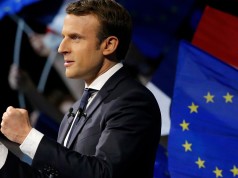 Macron: EÚ musí chrániť Francúzsko pred lacnou pracovnou silou z Východu