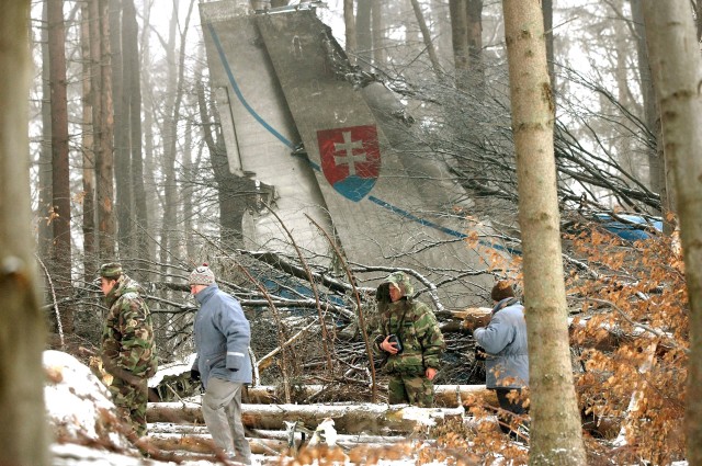 Borsó trosky havarovaného lietadla slovensko maïarská hranica zrútenie miesto neastia vrch Borsos obec Hejce