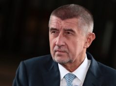 V Česku vzniká nová vláda. ANO, SPD a Motoristi sa dohodli na programe