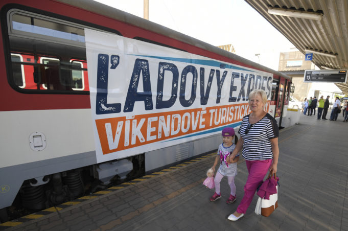 Do Slovenského raja bude v lete jazdiť turistický vlak