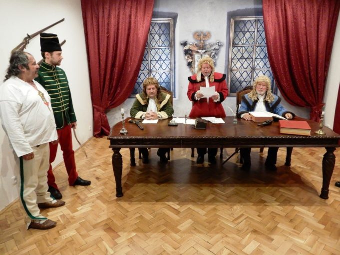 V liptovskomikulášskom múzeu zažijete súd s Jánošíkom