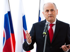 Čarnogurský: Domov z väznice som sa vracal sám električkou, nikto ma nečakal