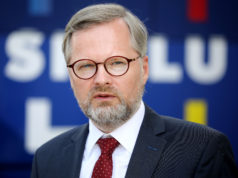 Fiala sa obáva Fica, Babiša a Orbána