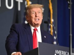 Trump prisľúbil ropným firmám záruky vo Venezuele