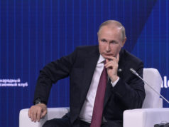Putin: Ak je Zelenskyj pripravený, nech príde do Moskvy