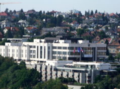 Poslanci by mali v roku 2026 stráviť v pléne najmenej 67 dní