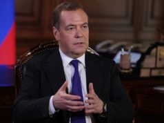 Medvedev: Zostrelenie našich dronov nad Ukrajinou krajinami NATO bude znamenať vojnu aliancie s Ruskom