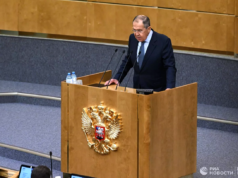 Ukrajina podnikla útok dronmi na Putinovu rezidenciu, tvrdí Lavrov