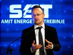 Szijjártó udrel do Bruselu: Najväčšie konflikty rieši celý svet bez EÚ