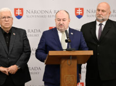 Huliak: Šimečka sa správa ako pomätený maďarský agent