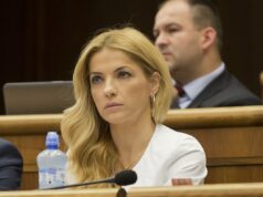 Parlament neschválil návrhy na vyslovenie nedôvery siedmim ministrom