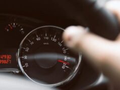 Cesta do práce stojí Slovákov stovky eur ročne. Najviac míňajú tí, ktorí chodia autom