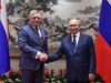 Až 40 percent Slovákov schvaľuje stretnutia Fica s Putinom