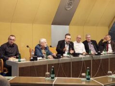 Ľuboš Blaha : Kým my prednášame na vedeckých konferenciách, progresívci kreslia vulgárne nápisy