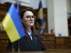 Hrošia koža ukrajinskej premiérky. Na pozadí korupčného škandálu žiada ďalšie miliardy