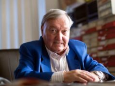 Zomrel Erich von Däniken, autor teórií o starovekých mimozemšťanoch