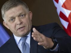 Slovensko sa nateraz nepripojí k Trumpovej Rade mieru