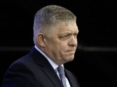 Premiér Fico prijal Lajčákovu rezignáciu z postu poradcu