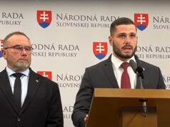 Glück: Darovanie techniky na Ukrajinu zásadne ohrozilo obranyschopnosť SR