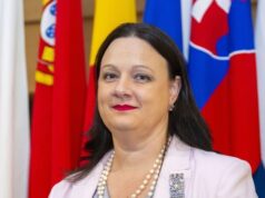 Roth Neveďalová: Myslela som si, že servilnosť PS dosiahla strop, keď bozkávali Zelenskému prsteň…