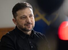 Družba je opravená a pripravená znovu fungovať, potvrdil Zelenskyj