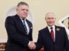 Robert Fico sa v Kremli stretol s ruským prezidentom