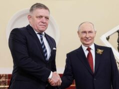 Robert Fico sa v Kremli stretol s ruským prezidentom