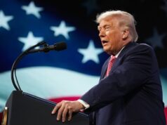 Senát USA zablokoval rezolúciu, ktorá by Trumpovi zabránila vojensky zasiahnuť proti Kube