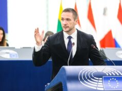 Uhrík: Ukrajina je zombie štát