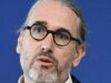 Hojsík: Nelegálnych migrantov netreba dehumanizovať. Páchajú kriminalitu rovnako ako Slováci v zahraničí
