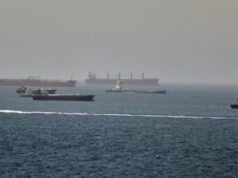 Irán opäť uzatvoril Hormuzský prieliv a obvinil Izrael z porušovania prímeria