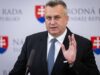 Danko vylúčil, že by sa SNS pred voľbami spájala