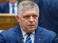 Robert Fico: Hlúpa politika eurokomisie nás dostala na okraj priepasti