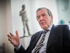 Schröder varuje: Európa dopláca na rozchod s Ruskom