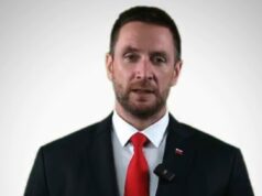 Uhrík: Odstúpenie Laššákovej dramaticky zvýšilo šance Mazureka