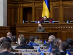 Ukrajina predĺžila stanné právo už po 21. raz. Zelenskyj zostáva prezidentom, voľby sú v nedohľadne